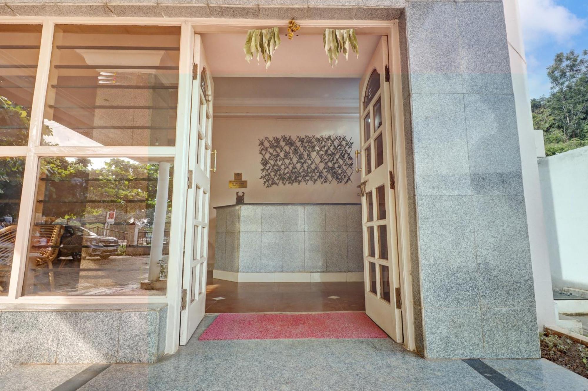 Hotel Spot On Ganga Yatri Nivas Gundlupet Exterior foto